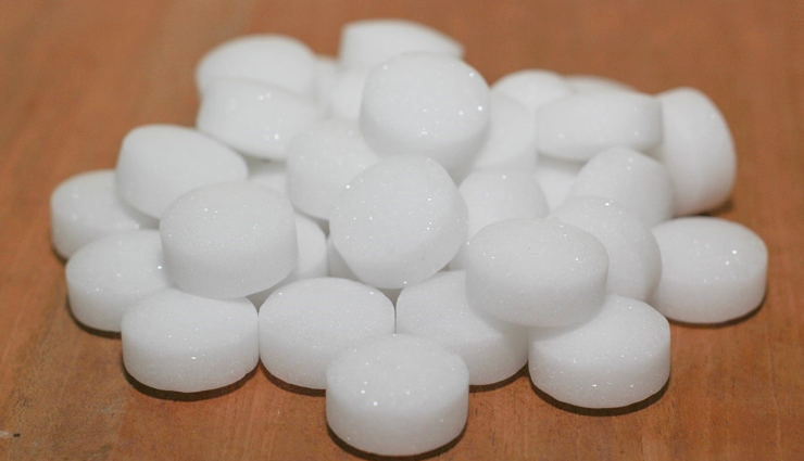 4 Ways To Use Camphor To Get Rid of Acne