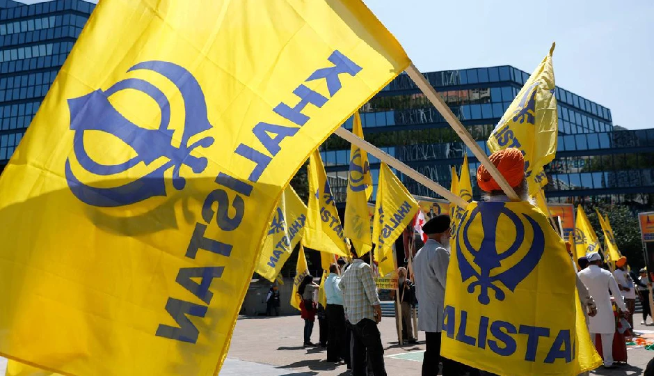 कनाडा में खालिस्तानियों का भारत विरोधी प्रदर्शन, तिरंगे का अपमान और उग्र नारे