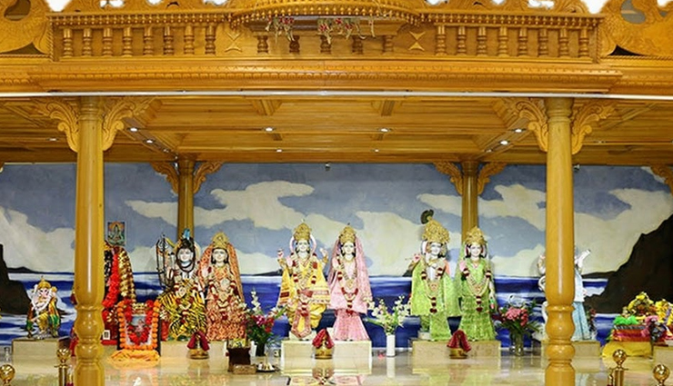 7 Must Visit Temples in Canada