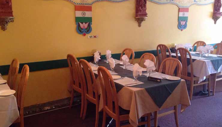 indian restaurants in canada,canada,must visit restaurants in canada,agra tandoori restaurant,leela indian food bar dundas,ramakrishna indian restaurant,vijs sutra,raj mahal indian cuisine,light of india restaurant