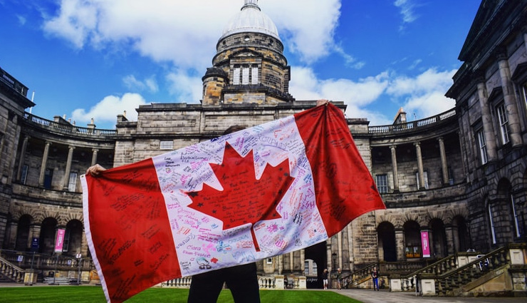 घूमने का पूरा मजा देगी कनाडा की ये 8 जगहें, पर्यटकों को करती हैं अपनी ओर आकर्षित 