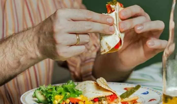 food mistakes to avoid,cancer-causing foods,improving dietary habits,preventing cancer through diet,healthy eating tips,reducing cancer risk with nutrition,common food-related cancer risks,healthy diet for cancer prevention,nutrition and cancer prevention,avoiding cancer-causing foods,cancer prevention diet,foods linked to cancer,dietary habits and cancer risk,lifestyle changes for cancer prevention,foods to eliminate for cancer prevention,nutrition and cancer risk reduction,healthy eating for cancer prevention,minimizing cancer risk through diet,identifying cancer-causing foods,improving dietary choices to prevent cancer