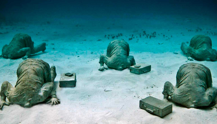 weird museum,weird museum around the world,international spy museum,cancun underwater museum,iceland phallological museum,torture museum,hair museum,toilet museum,the momofuku ando instant ramen museum,spam museum,dog collar museum,museum of broken relationships,travel,holidays,travel guide