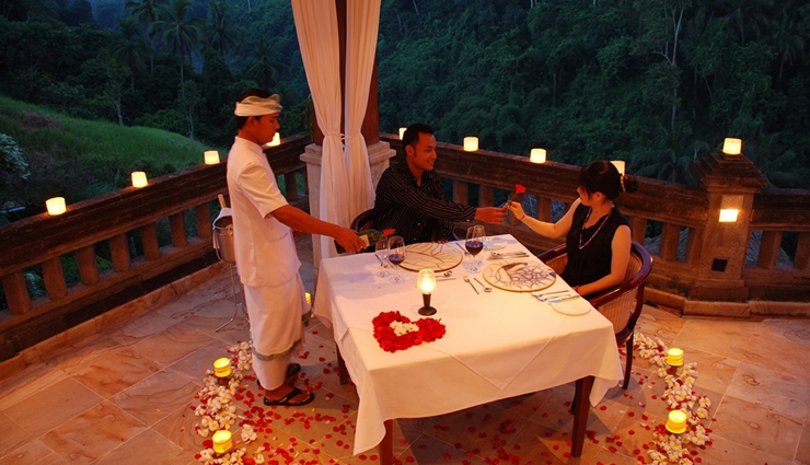 date romantic and special,romantic date,special date,ways to make date romantic,relationship,romance,romantic tips,relationship tips