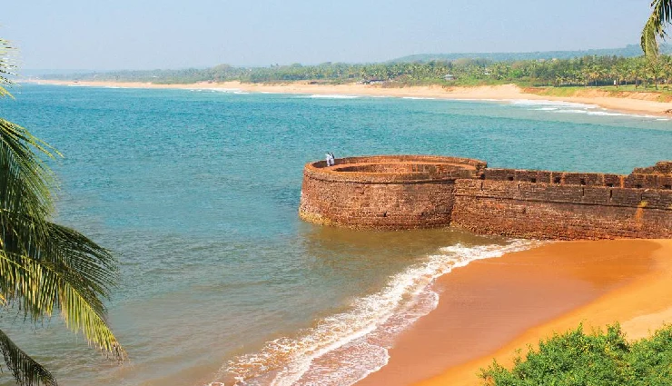 best beaches in india,marina beach chennai,pondicherry beaches,andaman and nicobar islands beaches,goa beach tourism,mumbai beach destinations,mahabalipuram beach,kovalam beach,tranquebar beach,indian coastal travel,hidden beach destinations in india