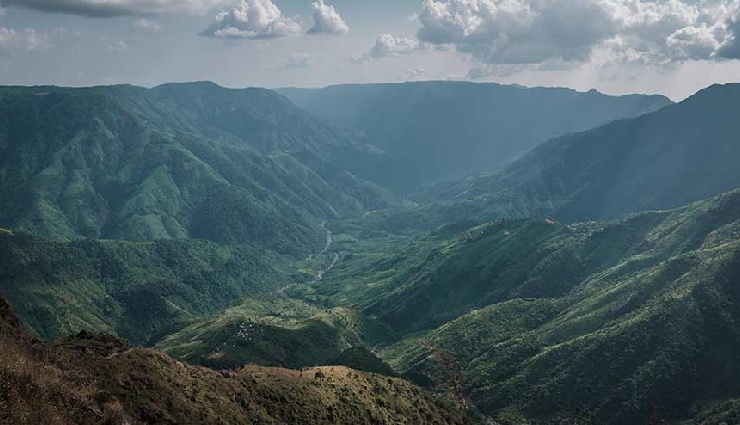 meghalaya tourism,best places to visit in meghalaya,meghalaya tour guide,meghalaya travel destinations,top tourist spots in meghalaya,things to do in meghalaya,meghalaya tour packages,nature destinations in india,northeast india travel,adventure in meghalaya