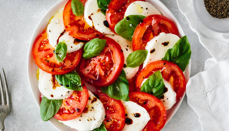 mozzarella cheese dishes,versatile cheese recipes,italian cuisine with mozzarella,fusion cheese dishes,mozzarella cheese flavors,cheesy recipes,melt-in-your-mouth dishes,creamy cheese dishes,mozzarella cheese cooking ideas,mozzarella cheese benefits,easy mozzarella cheese recipes,homemade mozzarella dishes,mozzarella cheese flavor profiles,mozzarella cheese cooking techniques,family-friendly mozzarella recipes