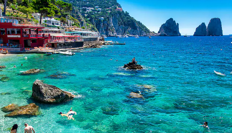 italy tourist attractions,top attractions in italy,must-see places in italy,popular tourist sites in italy,iconic landmarks in italy,famous attractions of italy,sightseeing in italy,italy must-visit destinations,historic sites in italy,cultural attractions of italy,natural wonders in italy,landmarks and monuments in italy,tourist hotspots of italy,hidden gems in italy,unforgettable experiences in italy