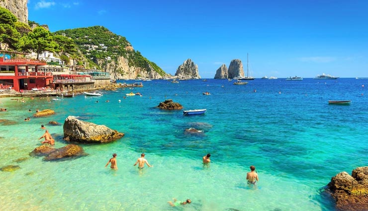 kauai island,st lucia island,capri island,whitsunday island,st barts,5 islands that are beautiful than your imagination,most beautiful islands in the world,around the world,islands