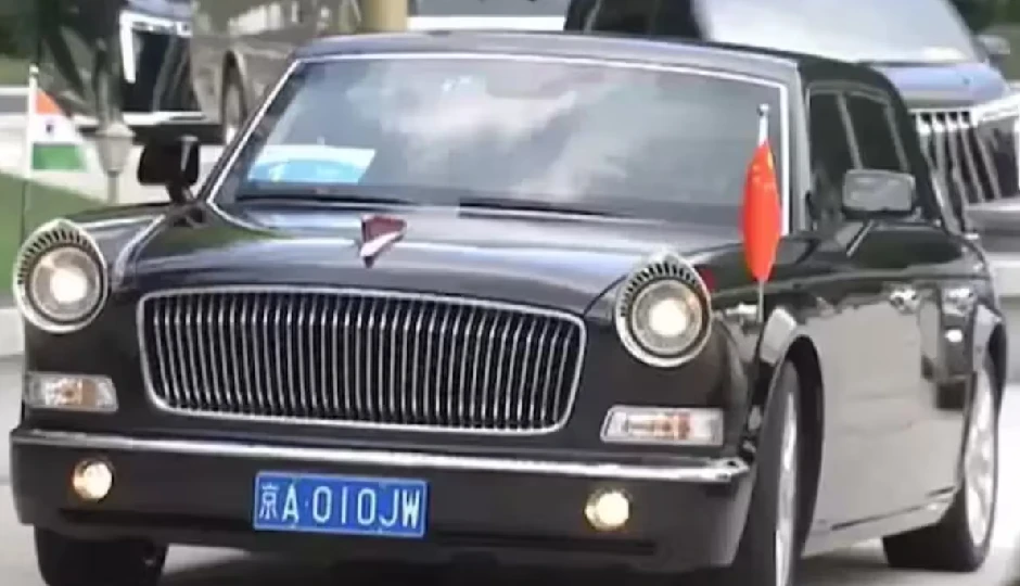 जिस ‘होंगकी’ कार में साथ बैठे मोदी और पुतिन, जानें इसकी खूबियां