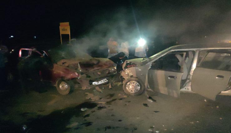 नागौर : दो कारों की टक्कर में 8 लोग हुए घायल, बोनट में लगी आग पर दमकल ने पाया काबू