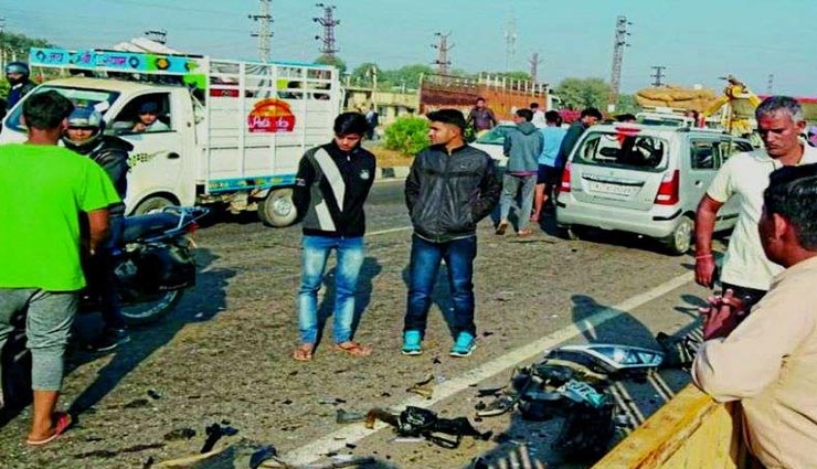 राजस्थान : रींगस में हुआ भीषण सड़क हादसा, पुलिया से नीचे गिरी कार हादसे में गई पांच की जान