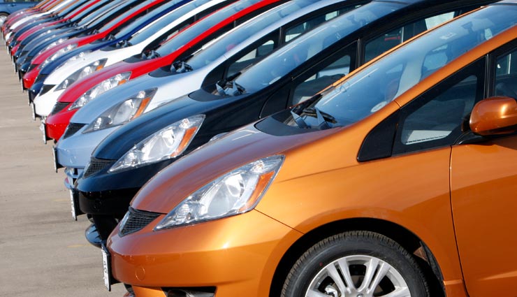 राशि के अनुसार चुने अपनी नई गाडी का रंग, आएगी आपके जीवन में सकारात्मकता 