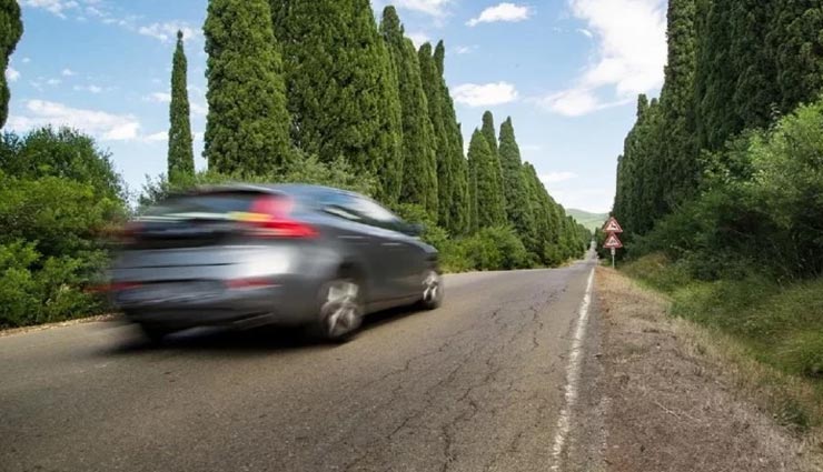 weird news,weird law,australia news,fine on tossing a lit cigarette from vehicles