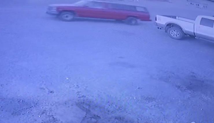 weird news,weird incident,washington,thief car stolen