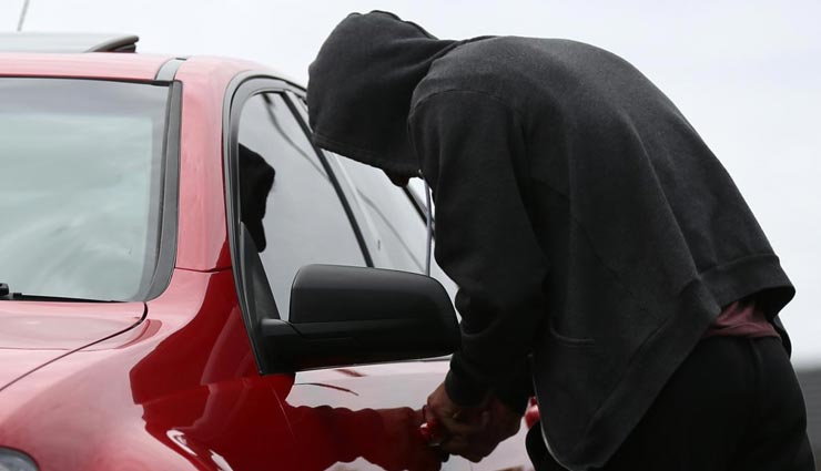 जयपुर : तीन घंटे बाद लावारिस मिली कांस्टेबल की चोरी हुई कार, लेकिन 9.50 लाख रुपए से भरा बेग गायब