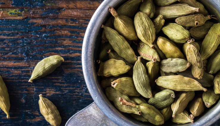 spices for weight loss,belly fat-burning spices,kitchen spices for slimming down,natural spices for weight reduction,herbs to reduce belly fat,spices that aid in fat loss,slimming kitchen spices,belly fat reduction with spices,fat-burning culinary spices,natural spice remedies for belly fat,spices that promote weight loss,healthy spices for slimming,spices for abdominal fat loss,cooking with spices for weight management,spices that help reduce belly bulge,पेट की चर्बी कम करने के लिए रामबाण हैं किचन में मौजूद ये 9 मसाले