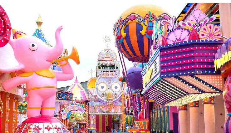 phuket family travel,family-friendly resorts phuket,phuket with kids,phuket travel guide,thailand family holidays,phuket beaches for families,koh lanta with kids,family vacation thailand,phuket accommodation family,best family resorts phuket