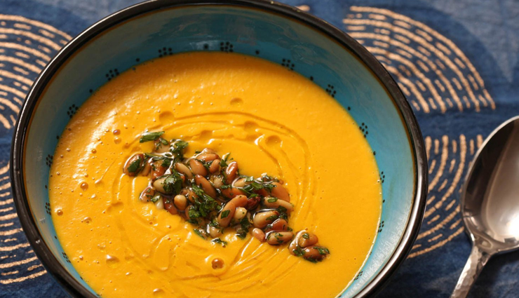 carrot ginger soup,soup recipe,winter recipe,ginger recipe,carrot recipe