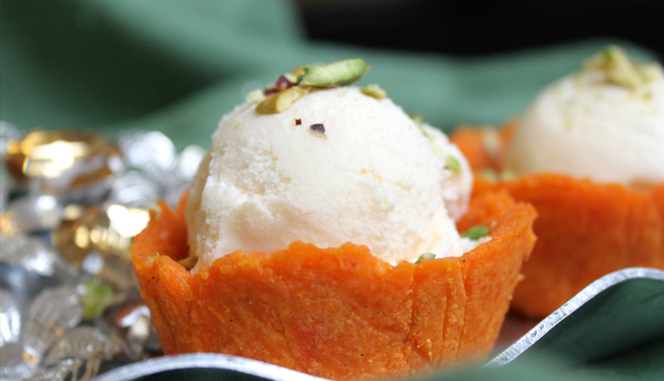 Recipe- Eggless Carrot Halwa Ice Cream