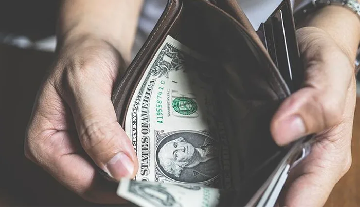 solo backpacking tips,travel guide for backpackers,budget travel advice,backpacking for beginners,how to plan a backpacking trip,solo travel hacks,travel safety tips,budget-friendly travel,backpacking essentials,travel planning guide