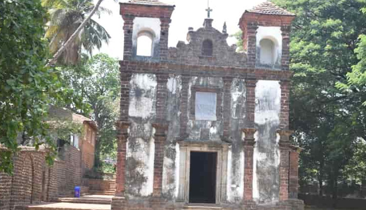 famous churches in goa,top churches to visit in goa,best churches in goa for tourists,heritage churches in goa,basilica of bom jesus goa,se cathedral goa,st. francis xavier church goa,baroque architecture churches goa,historic churches of goa,goa church tour,unesco churches in goa,religious places to visit in goa,goa carnival churches,our lady of immaculate church goa,st. catherine chapel goa
