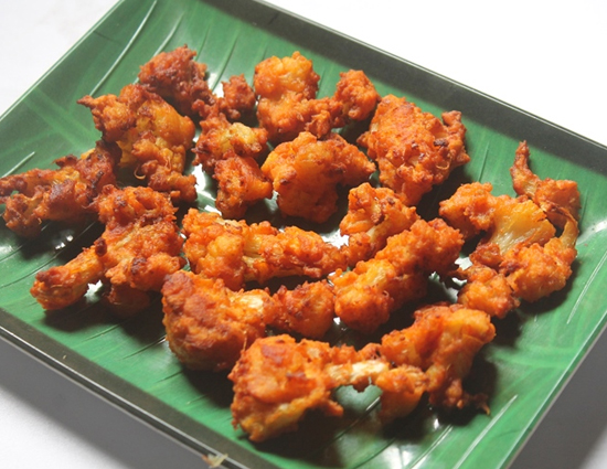 This Monsoon Add Nutrition With Tasty Cauliflower Pakoda