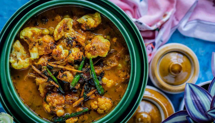 cauliflower tomato rassa,hunger struck,food