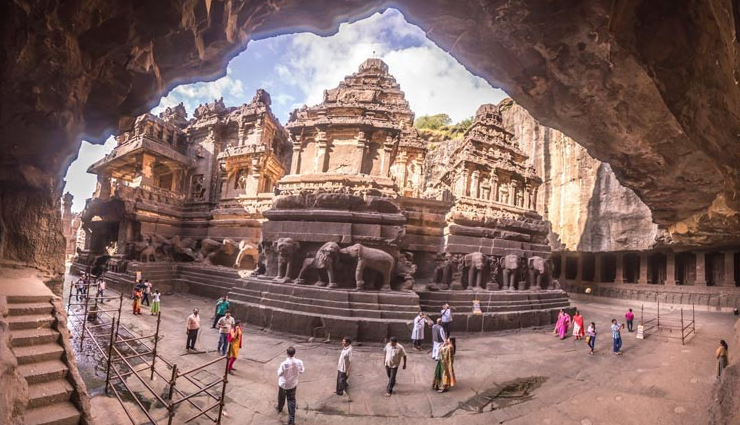 famous caves,famous caves in the world,ajanta and ellora,maharashtra,amarnath,jammu & kashmir,badami,karnataka,bagh caves,madhya pradesh,barabar caves,bihar,belum caves,kurnool,andhra pradesh