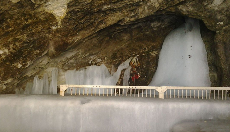 famous caves,famous caves in the world,ajanta and ellora,maharashtra,amarnath,jammu & kashmir,badami,karnataka,bagh caves,madhya pradesh,barabar caves,bihar,belum caves,kurnool,andhra pradesh