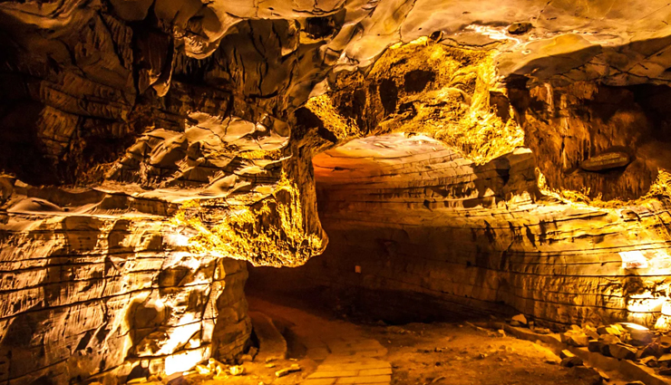 famous caves,famous caves in the world,ajanta and ellora,maharashtra,amarnath,jammu & kashmir,badami,karnataka,bagh caves,madhya pradesh,barabar caves,bihar,belum caves,kurnool,andhra pradesh