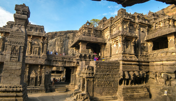 ajanta ellora caves,bagh caves,bhimbetka caves,udayagiri caves,elephanta caves,caves in india,places in india