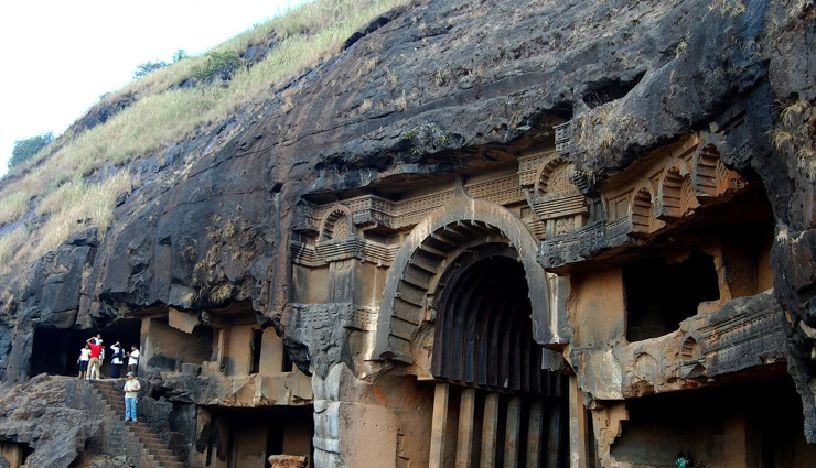 5 Most Famous Caves To Visit in India