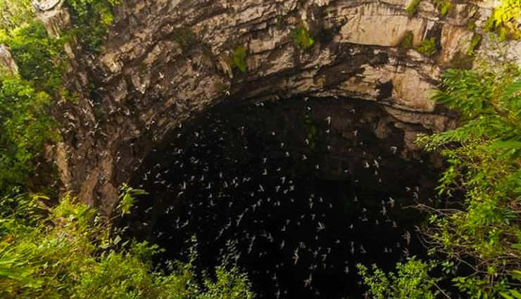 caving destinations,caving destinations in the world,adventurous caving destinations in the world,travel,foreign destinations,world tour,holidays,travel guide