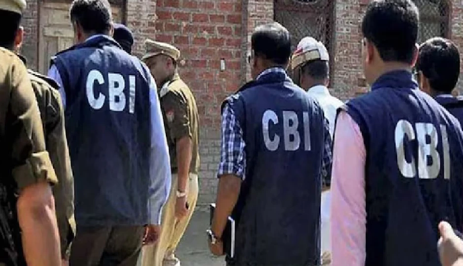 बैंक ऑफ बड़ौदा धोखाधड़ी मामले में वांछित मुन्नावर खान को कुवैत से भारत लायी CBI, हैदराबाद में हुई गिरफ्तारी