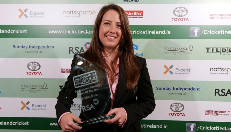 isa guha,5 amazing female cricketers,hot female cricketers,mithali raj,sana nair,dane van niekerk,cecelia joyce,holly ferling