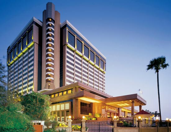 5 Hotels To Spot Bollywood Celebrities