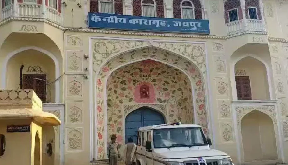 जयपुर: सेंट्रल जेल की सुरक्षा में बड़ी चूक, बिजली कोठरी में मिला वाई-फाई डोंगल