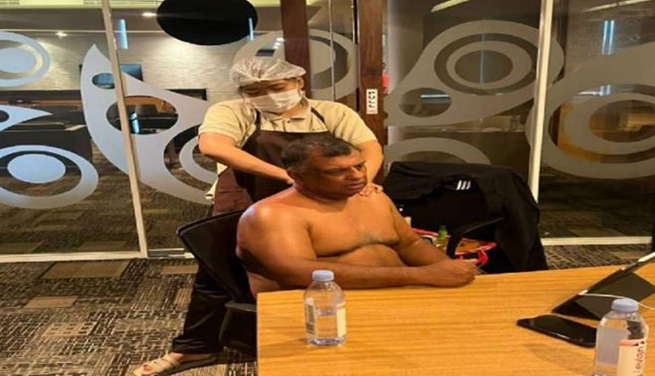 सस्ती हवाई सेवा देने वाली कंपनी Air Asia के CEO ने अर्द्धनग्न होकर ली मीटिंग, फोटो वायरल
