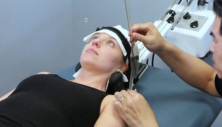 ways to treat pinched nerve in the neck at home,healthy living,Health tips