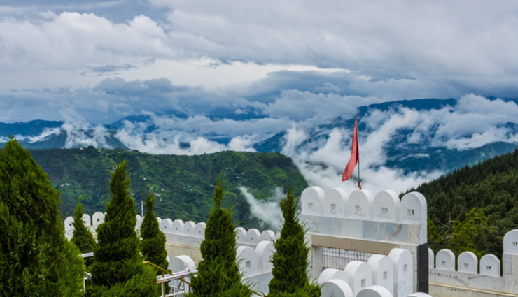 hill stations near amritsar,best hill stations from amritsar,amritsar weekend getaways,himachal pradesh hill stations,manali tourism,dalhousie places to visit,dharamshala attractions,khajjiar mini switzerland,palampur tea gardens,chail vacation,kullu travel guide,bakloh tourist spots,thaneek pura beauty,himalayan retreats from amritsar,escape to the hills from amritsar