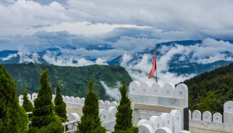 must visit places in shimla,shimla attractions,top places shimla,shimla tourism,kali bari temple,jakhoo hill,christ church shimla,mall road shimla,viceregal lodge,shimla travel guide,shimla hill station,himachal pradesh tourism,shimla sightseeing,things to do in shimla,best places in shimla.