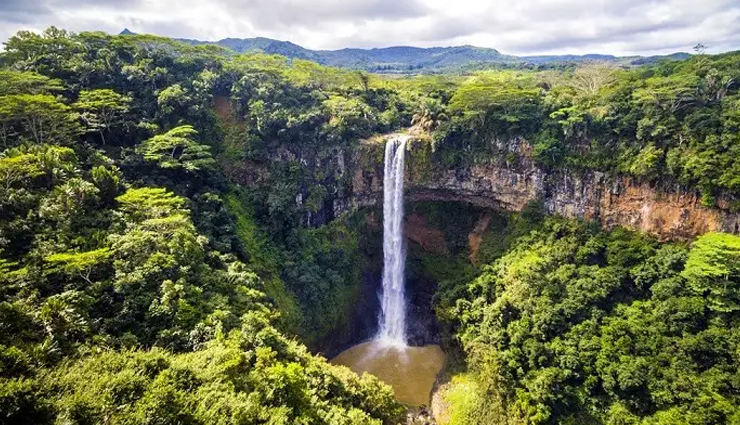 things to do in mauritius,mauritius attractions,must-visit places in mauritius,mauritius travel experiences,top activities in mauritius,exploring mauritius,tourist hotspots in mauritius,mauritius adventure and culture,best sightseeing spots in mauritius,mauritius travel guide