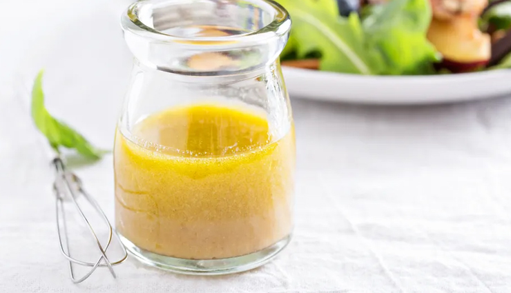 simple champagne vinaigrette,simple champagne vinaigrette recipe,hunger struck