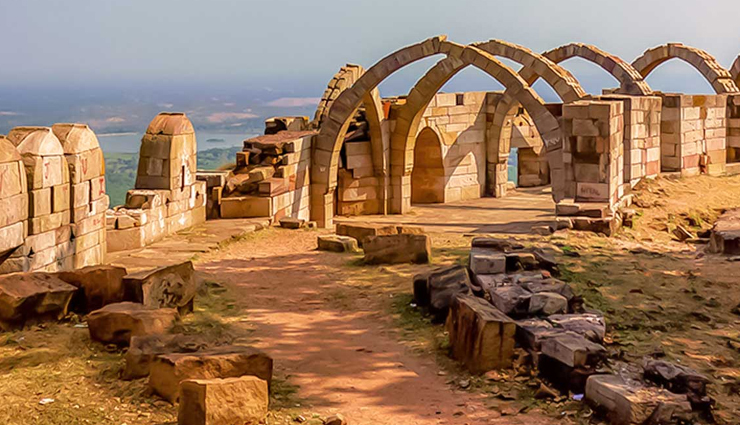 offbeat places in india,hidden gems in india,unique travel destinations,unexplored places in india,lesser-known tourist spots,secret getaways in india,non-touristy places,indias best kept secrets,quaint destinations in india,charming offbeat spots