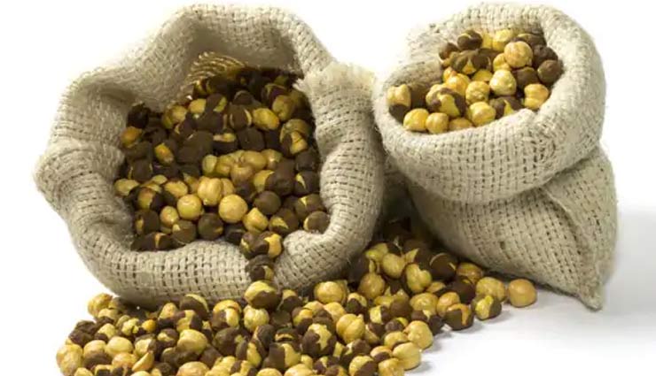 ये 4 स्नैक्स रखेंगे आपको पूरे दिन एनेर्जेटिक, जानें और आजमाए ऑफिस समय के दौरान 4 snacks will keep you energetic,snacks for energy,almond,puffed rice,fruits,roasted chana