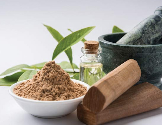 Try This Chandan Pack To Get Instant Glowing Skin on Diwali