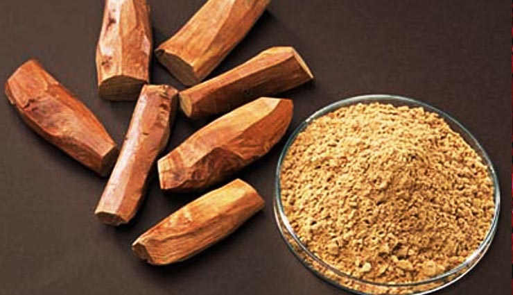 अपने चेहरे को निखारे घर पर बने इन 5 उबटन से 5 home made face packs