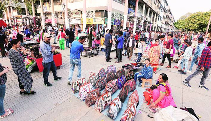 chandigarh,places to visit in chandigarh,tourist attraction in chandigarh,zakir hussain rose garden,iskcon temple,sector 17 market,sukhna lake,hops n grains,rock garden