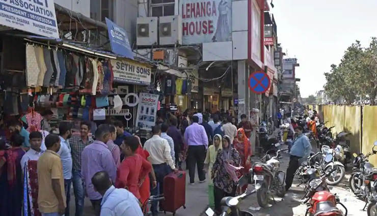 places of delhi to buy winter wear,winter wears in cheap price,delhi markets,holidays,shopping,tourism,travel